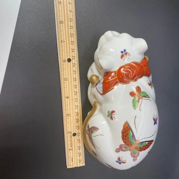 Vtg Porcelain Sleeping Cat w/ Hand Painted Butterflies - Made in Japan #268 - Picture 7 of 9